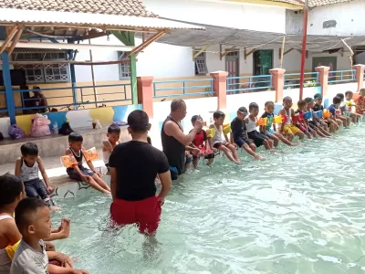 Berenang (RA)
